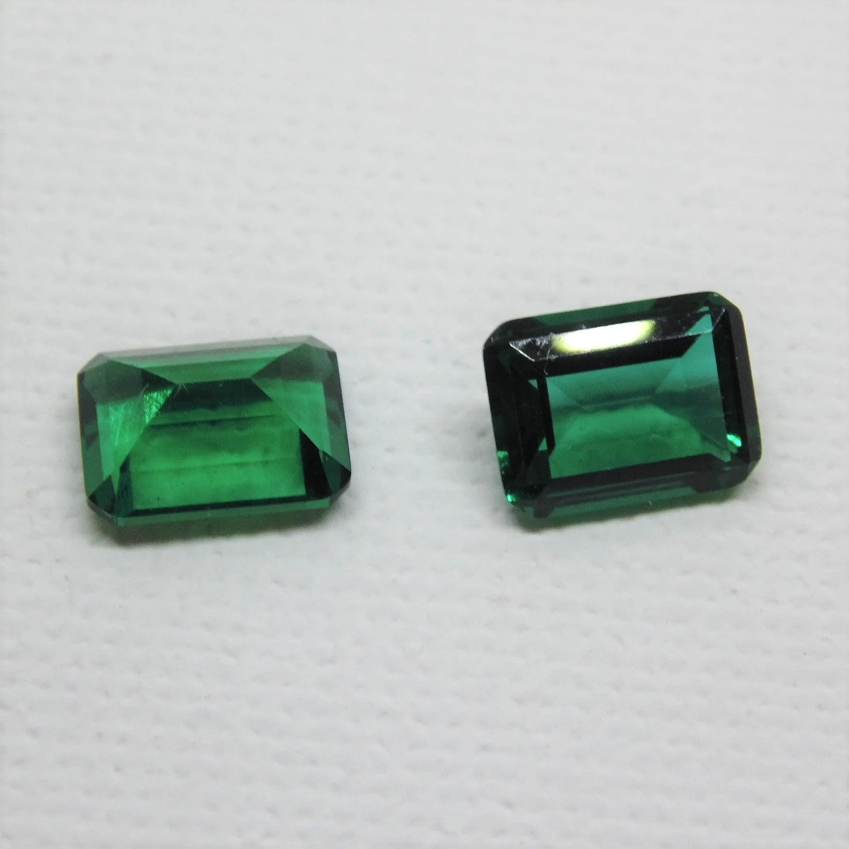 8x6mm Lab Grown Emerald Cushion Cut
