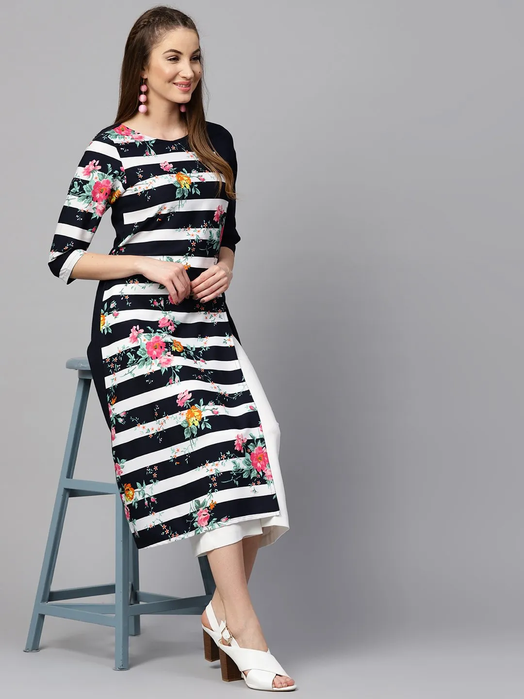 Blue 3/4Th Sleeve Crepe Floral Printed Kurta