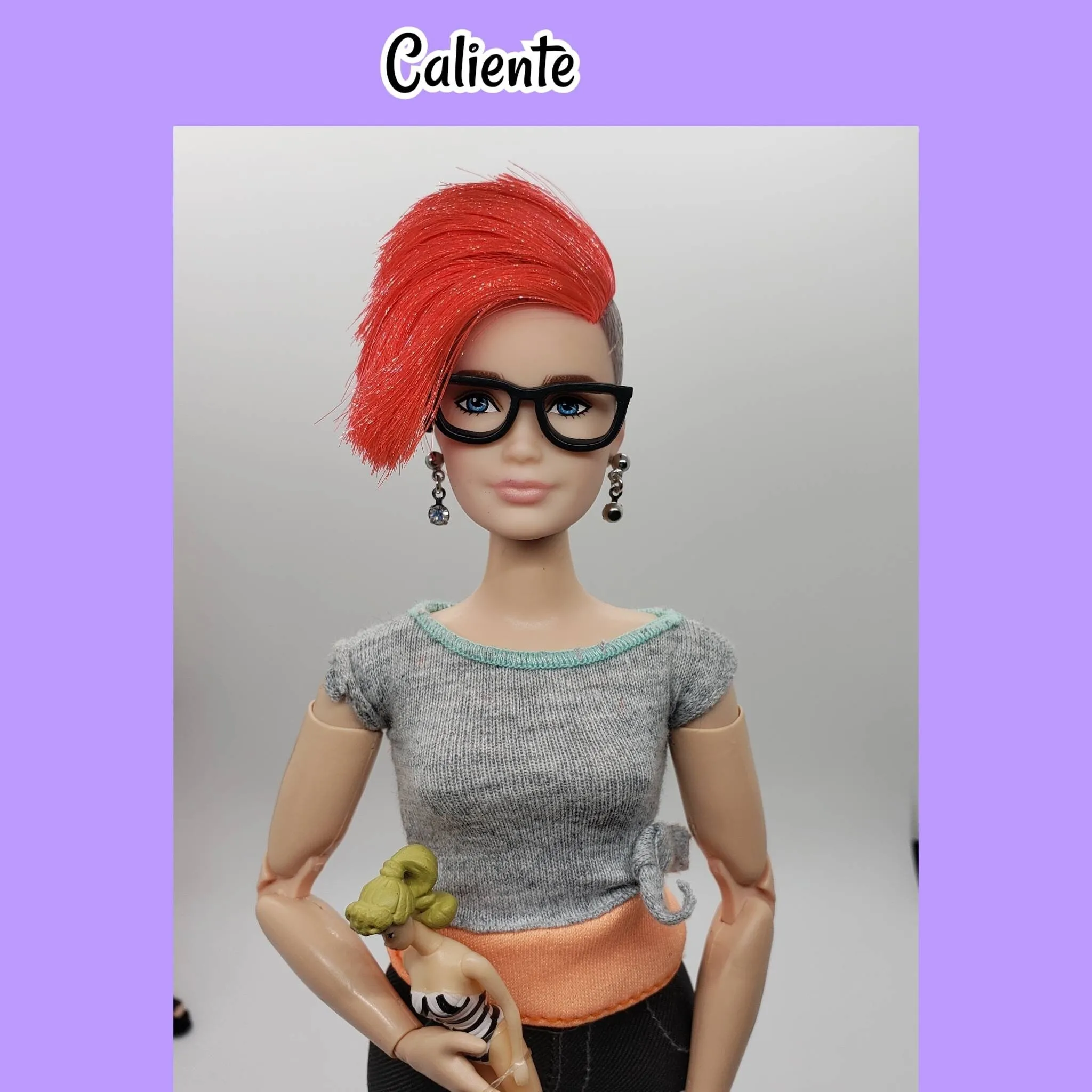 DG Straight Nylon Shimmer Shine Caliente ZN4184 1oz/28g 36inch/92cm hank red Doll Hair