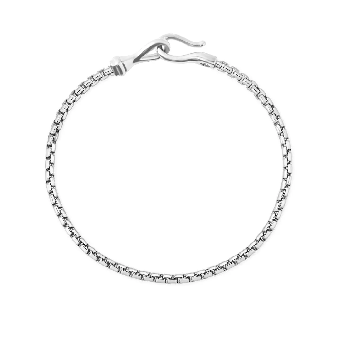 Fish Hook Box Chain Bracelet in Gold