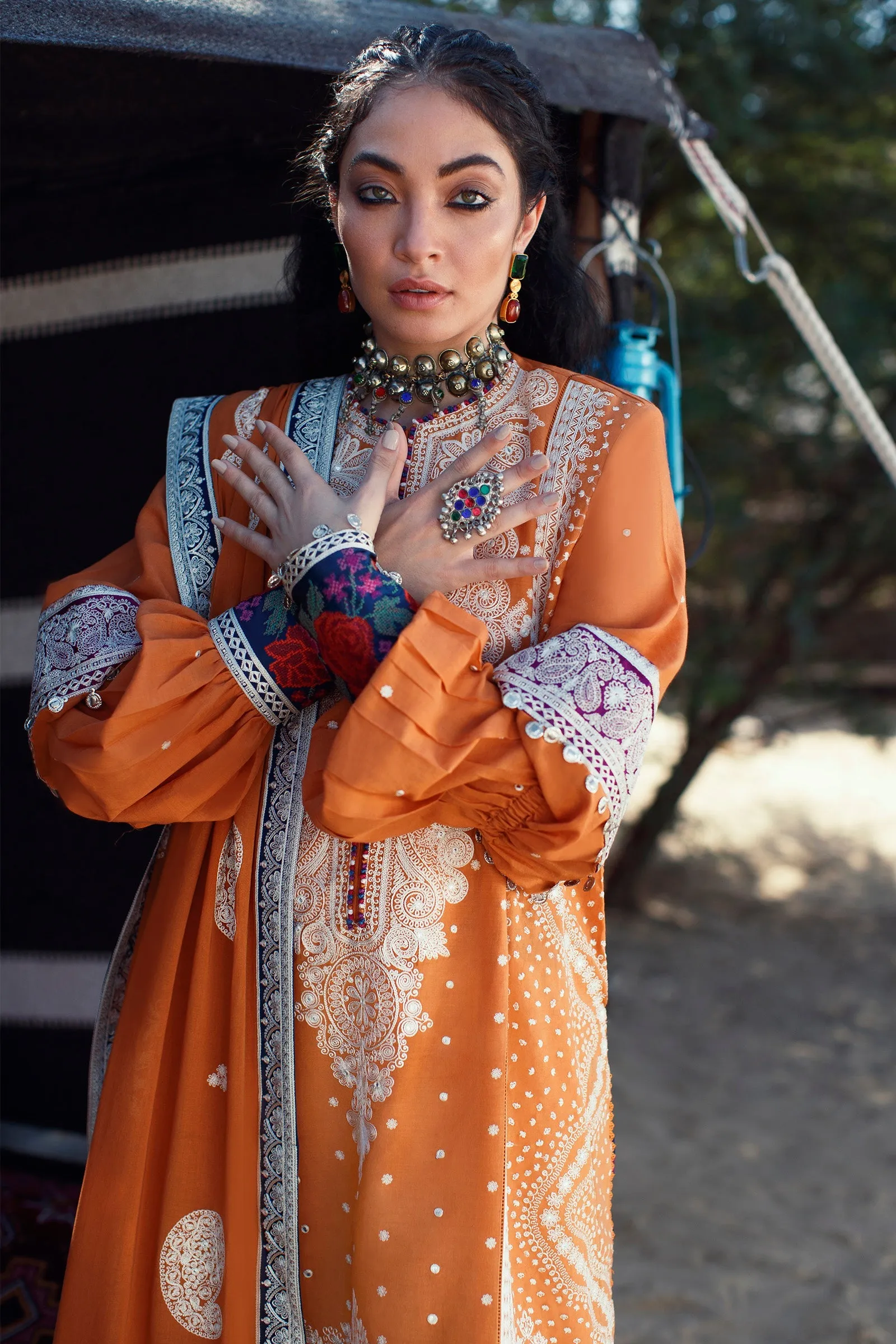 Élan Luxury Lawn Collection 2022 – EL22-05 B (REEM)